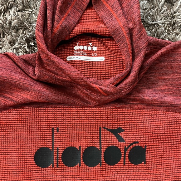 Diadora Boy Size Large, long-sleeve hooded T-shirt, like new, rust orange color - Picture 5 of 8